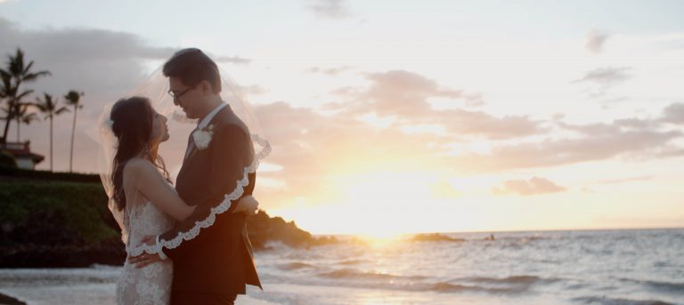 That’s Her! A Chinese Couple Marries in Hawaii